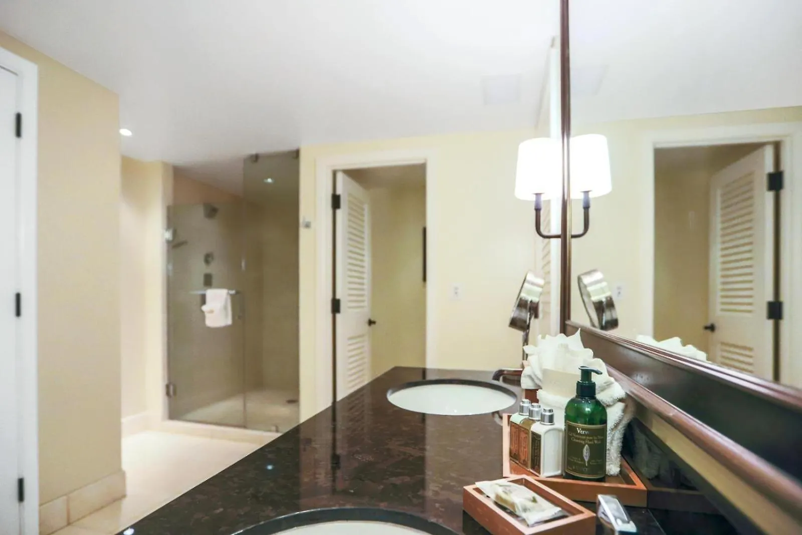 Kbm Resorts Free Car Honua Kai Hokulani Ocean View 2Bedroom Condo Hkh-204 Ocean View Easy Beach And Pool Access Kaanapali 0*,  United States